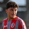 Dall’aggressione subita al gol che salva l’Angri: Bruno Petrone è l’eroe del weekend