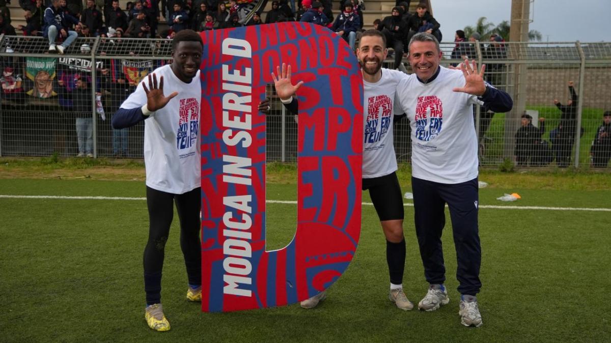 Raciti, il "mago delle promozioni" ha colpito ancora: "Annata entusiasmante. Futuro? Voglio aprire un ciclo a Modica"