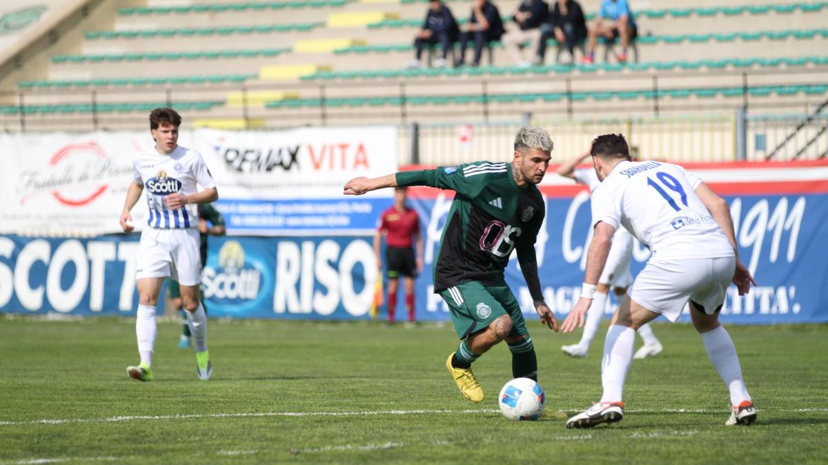 Mario Chessa, il bomber della Castellanzese: 14 gol e un altro campionato da protagonista