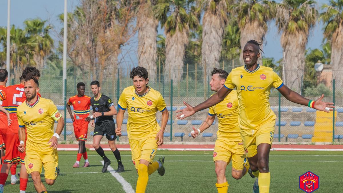 Facebook Avola calcio