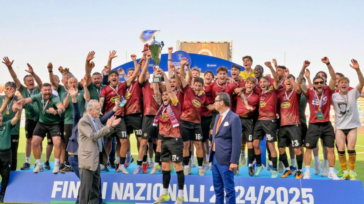 FOTO NOVI, per uso Livorno