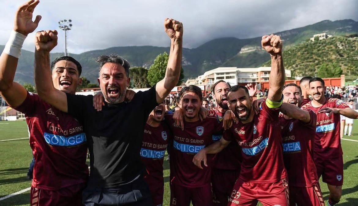 Scuotto celebra la sua Sarnese: “Eravamo terzultimi, oggi siamo salvi”