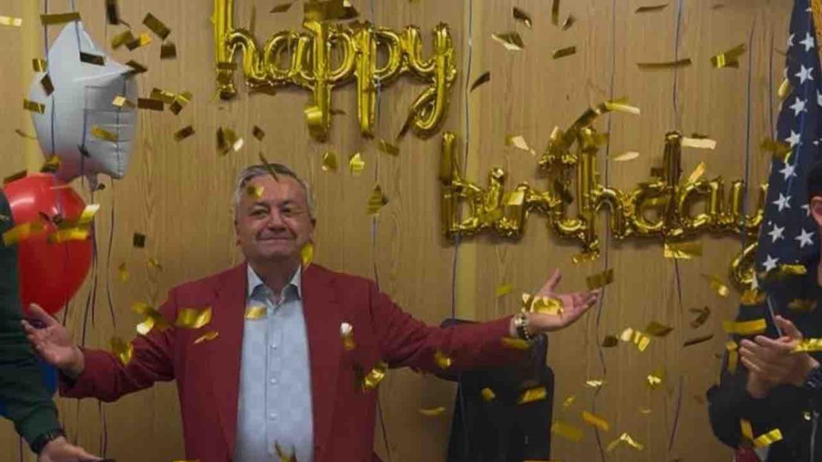 Scafatese, la squadra organizza una festa a sorpresa per il compleanno del presidente