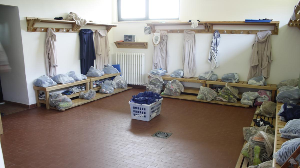 Ausonia, furto nello spogliatoio: lo sfogo di Picci e compagni sui social