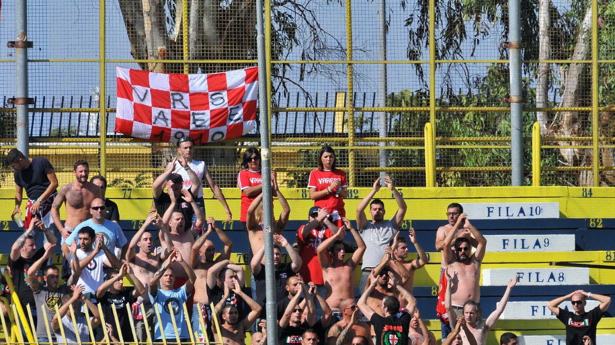 Varese, 116 anni di storia: il club regala l’ingresso ai tifosi