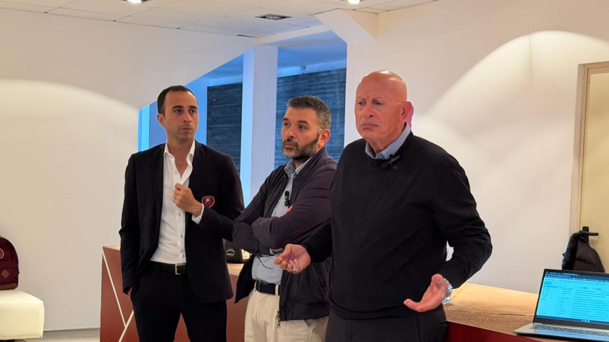 Reggina, Ballarino: "Nessuna trattativa per la cessione". Poi rilancia: "Disposto a vendere a zero"
