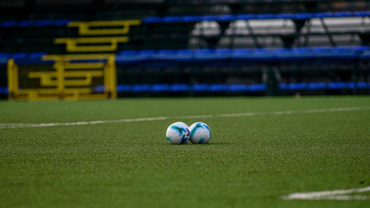 Arezzo, caos in una partita di U17: una mamma prende a sassate l'arbitro