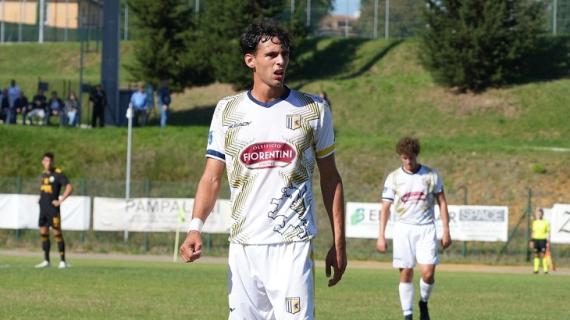 Tau Calcio Show: Tripletta di Carcani Affonda il San Donato e Vale la Vetta!
