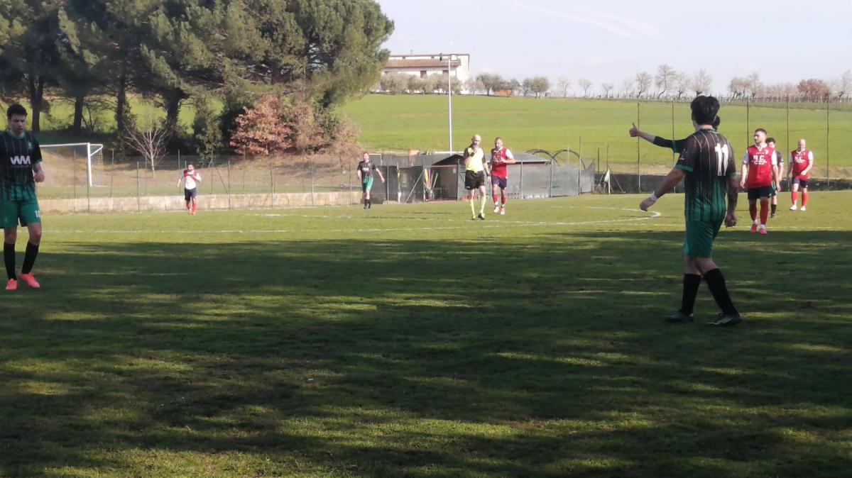 Redentori Trascina la Piazzetta: il Farneta si Arrende al Cinismo Neroverde.