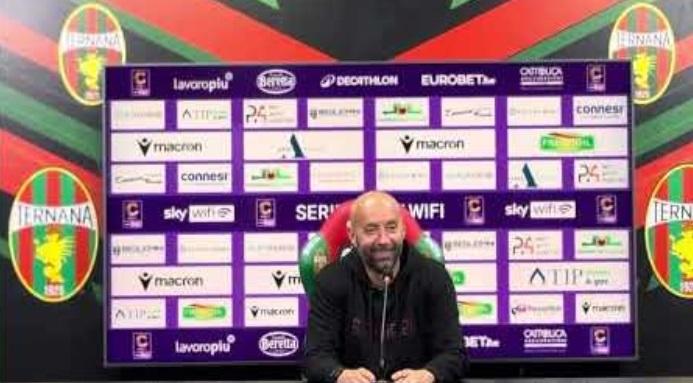 Bucchi, Correzioni d'Autore: L'Arezzo Ribaltato tra Inizio Sbagliato e Assalto Finale a Terni