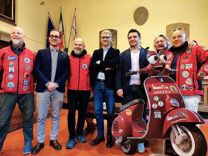 Arezzo celebra il mito: tre giorni di Festival per i 30 anni del Vespa Club