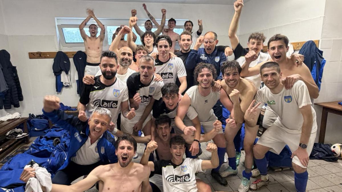 Poppi, l'urlo della salvezza: lo 0-0 contro la Sangiustinese vale la categoria