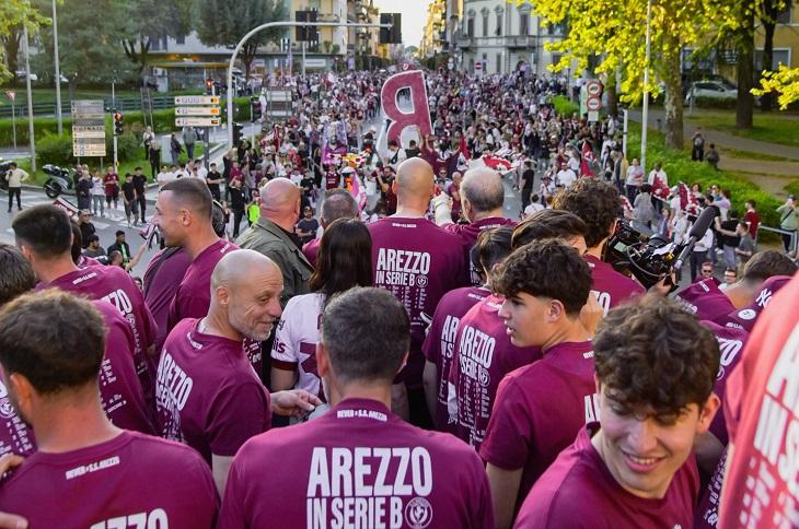 La giornata più lunga di Bucchi: una lezione di strategia e coraggio. 