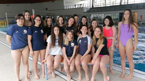 La Chimera Nuoto apre il Campionato Toscano con dodici medaglie