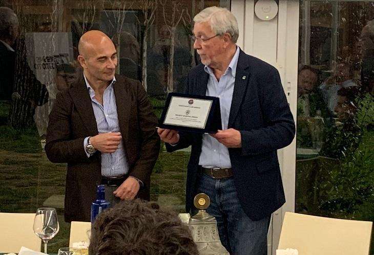 Il Panathlon Club di Arezzo promuove il dibattito : ”educare attraverso lo sport”. . 