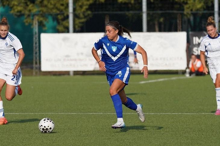 Rivoluzione Amaranto: il DS Rossi blinda il centrocampo.