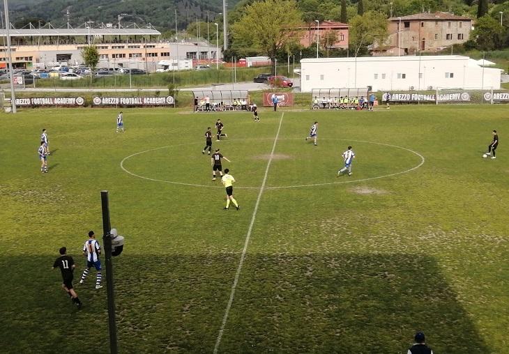 Cuore Amaranto: l'Arezzo FA ribalta l'Ambra e vince in dieci!