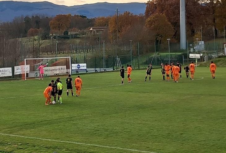 Sestini Superstar: Il Casentino Academy Stende il Cortona Camucia e Vola al Secondo Posto!