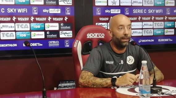 Bucchi lancia la sfida: "L'Arezzo è forte, la Serie B è tra i nostri obiettivi"