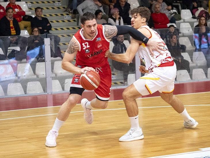 Dall'Orgoglio al Crollo: La San Giobbe Regge un Tempo, Poi Ravenna Dilaga (90-62)