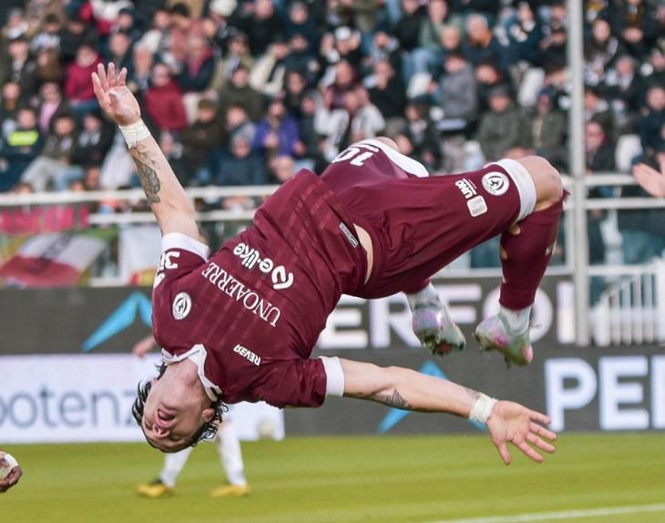 ⭐️ Le Pagelle di Ascoli-Arezzo 0-2: Trionfano Righetti e Ravasio