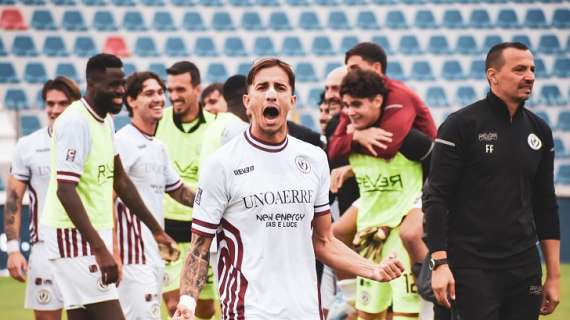 Lega Pro, Girone B  : Torres Sassari - Arezzo 0 - 2