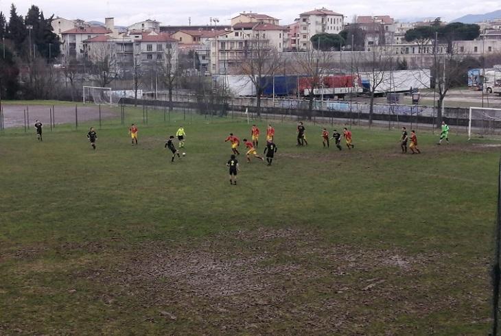 Equilibrio nel fango: i voti di una battaglia senza esclusione di colpi.
