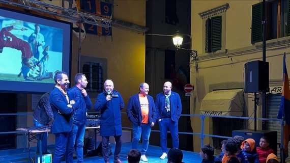 Sansovino in Festa Grande: Un Doppio Trionfo Celebrato da Cittadini e Istituzioni in Piazza Gamurrini