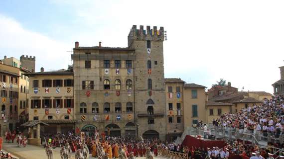 Giostra del Saracino: Un Cuore Antico Batte nel Presente di Arezzo