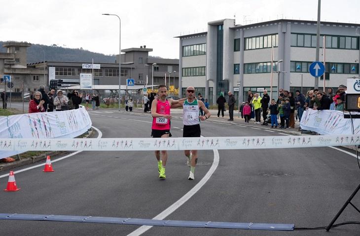 Corsa dell’Acqua: Tartaglini vince in volata, Sadocchi è Regina per la terza volta.