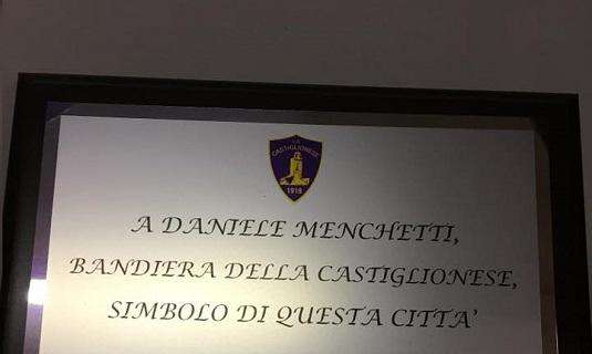 I C.U.V.'94 Castiglion Fiorentino premiano Capitan Daniele Menchetti 