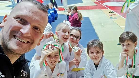 Sei medaglie per il Centro Taekwondo Arezzo al debutto stagionale