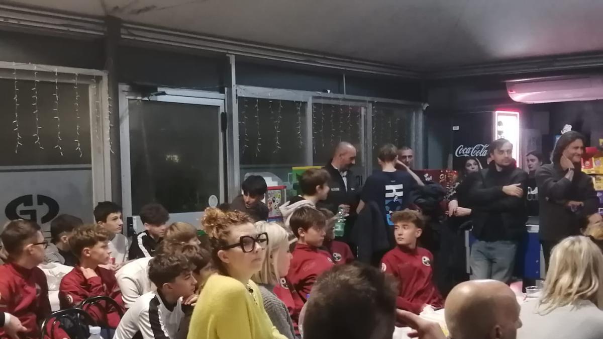 Calcio Giovanile: L'Olmoponte Santa Firmina e l'AIA Fanno Squadra