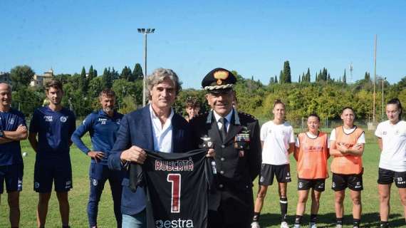 Il colonnello Rubertà saluta la squadra femminile: "Siete un esempio"