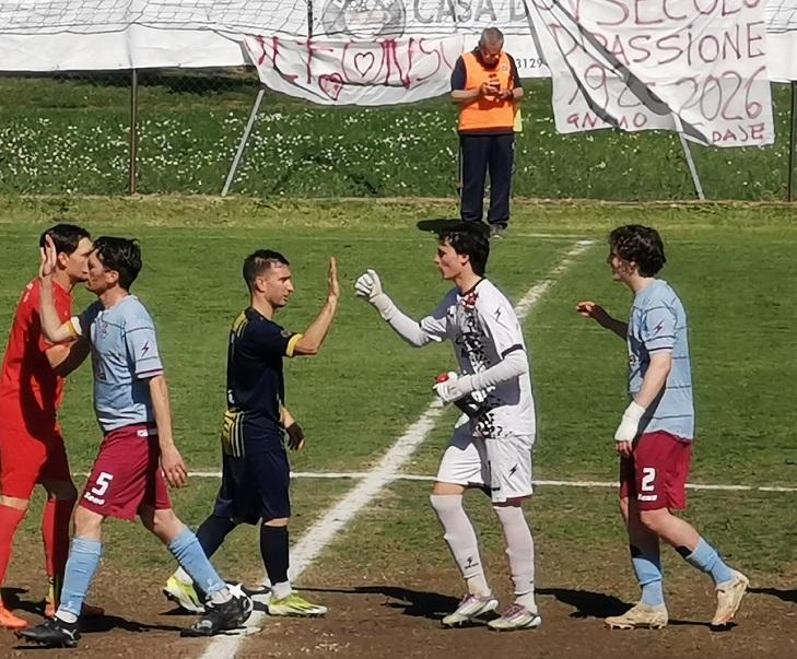 Zamboni e Nocentini trascinano la Castelnuovese: 4-1 al "Quercioli"