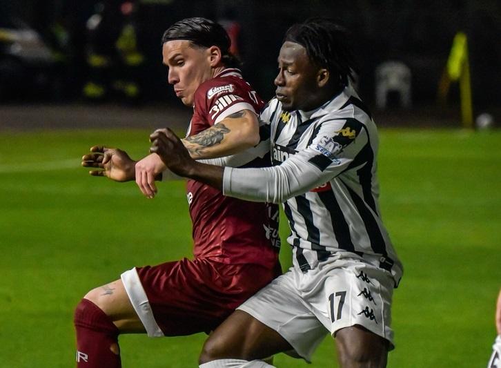 Due pesi, due misure: l'Arezzo mastica amaro contro il cinismo bianconero.