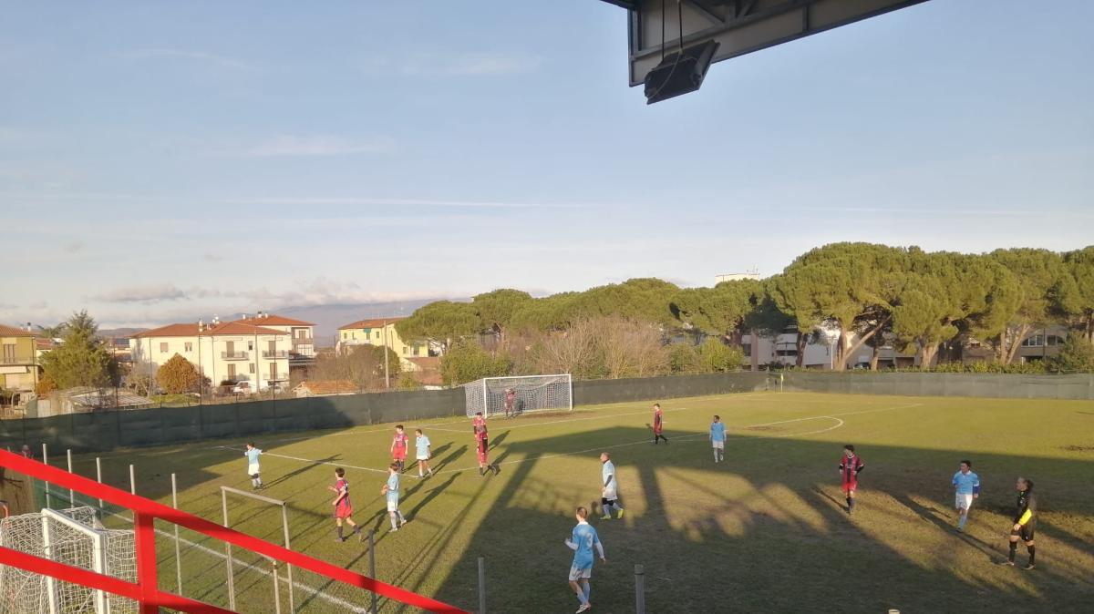 Equilibrio e brividi tra Indicatore e Quarata: lo 0-0 che non annoia