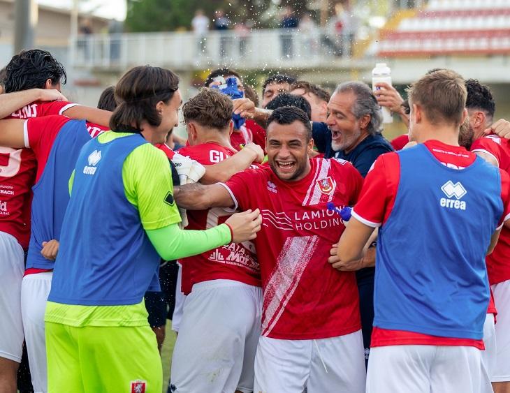 La Doppia Fuga: Siena e Grosseto Non Fanno Prigionieri nel Girone E