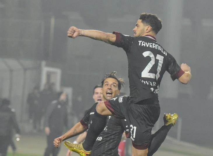 Belli di Sera e Padroni del Campionato: l'Arezzo travolge la Vis Pesaro