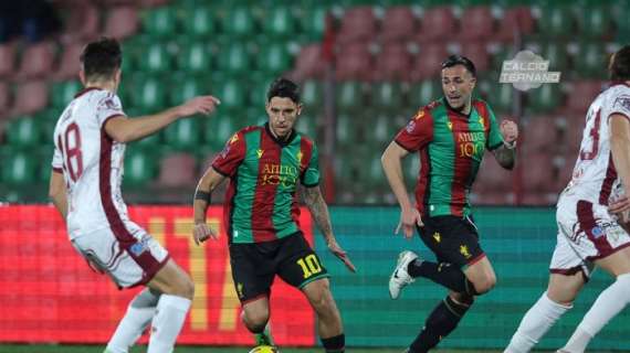 Ternana-Arezzo: vietato sbagliare, Bucchi e Abate sotto pressione