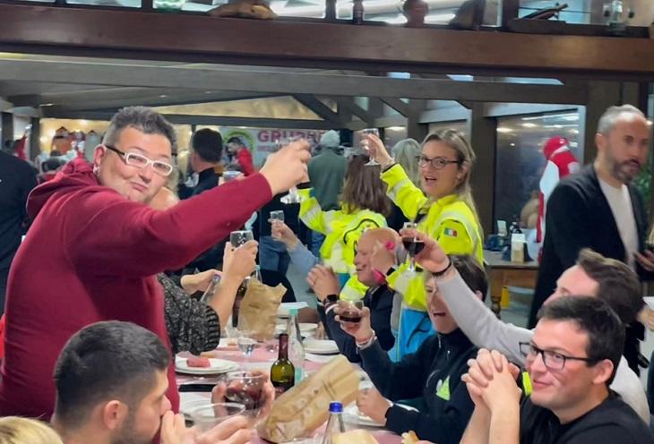 Un Cuore Biancorosso Batte Forte: Festa della Terranuova Traiana e Raccolta per la Misericordia