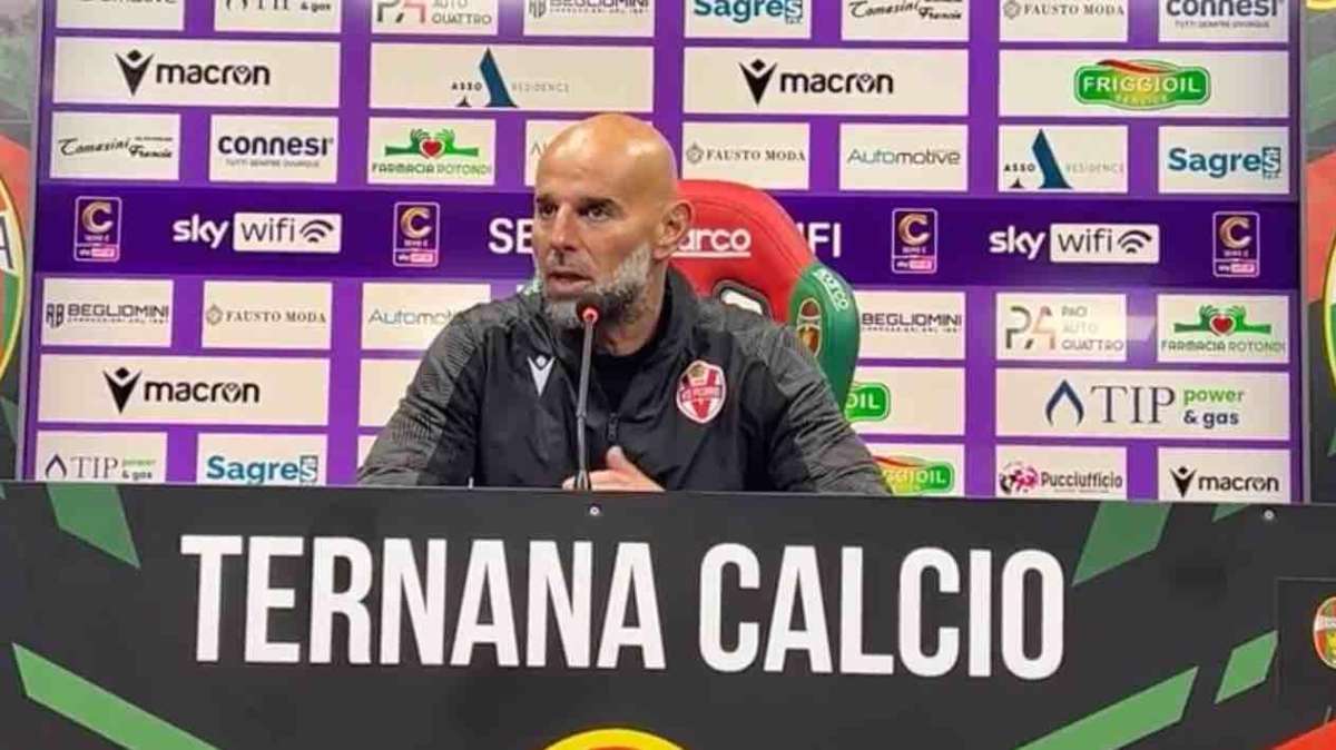 Roberto Stellone allenatore Vis Pesaro