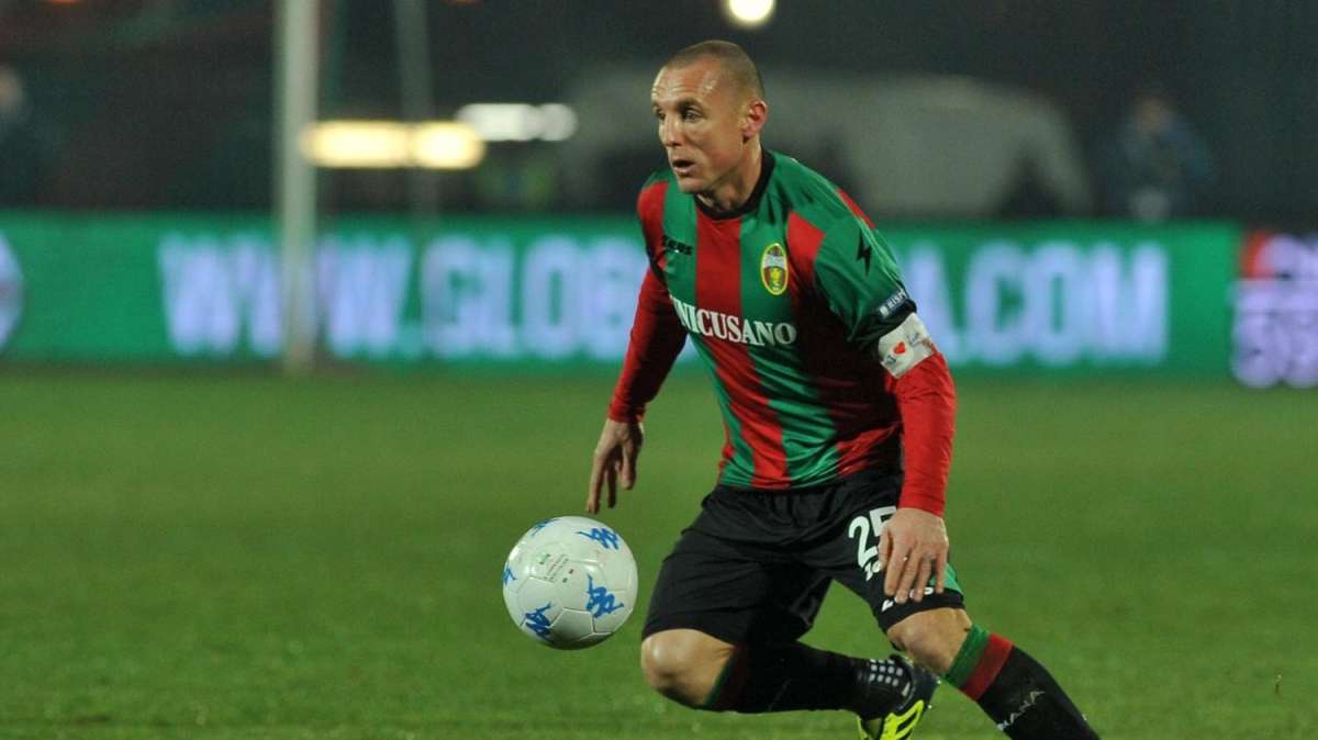 Rassegna Stampa - La Nazione - Ternana, stop di alcune settimane per Defendi