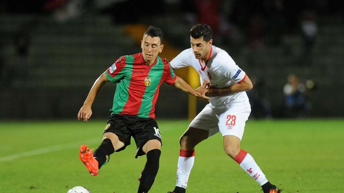 Pescara-Ternana, sarà la prima di Falletti e Peralta?