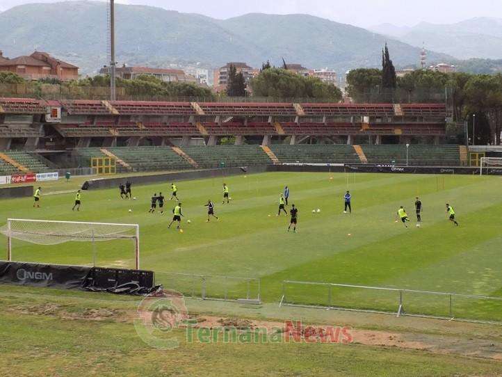 Ternana - Oggi la ripresa, domani in campo di pomeriggio