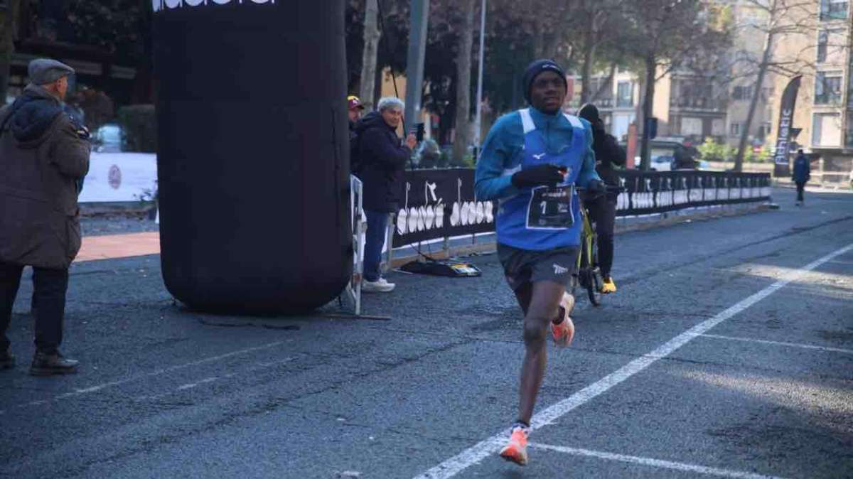 Simon Kibet Loitanyang in gara - Foto Athletic Terni