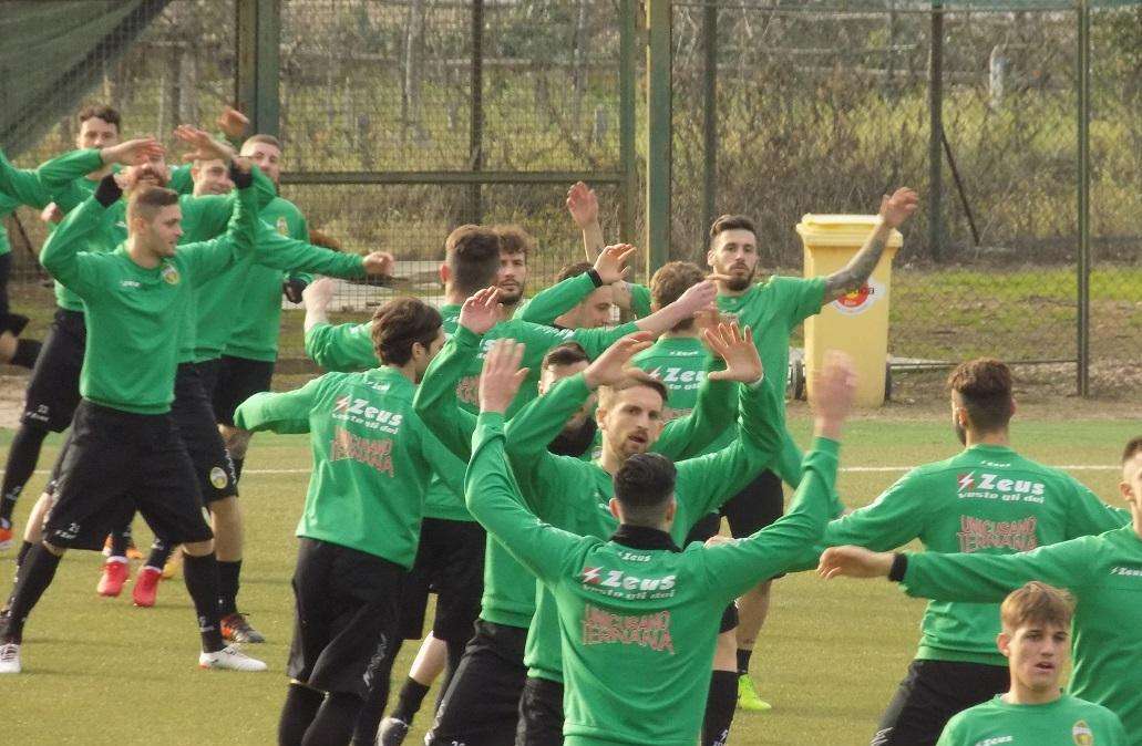 Ternana - In ritiro a suon di doppi