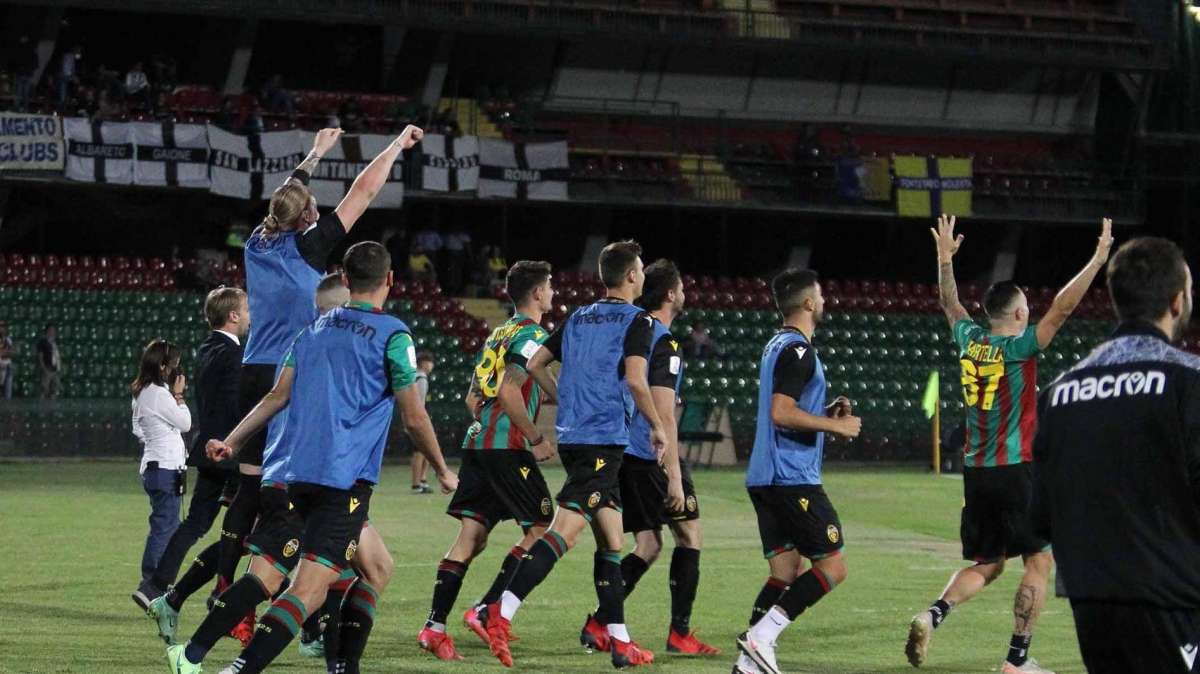 Benvenuto Pettinari, con te la Ternana vola a 10