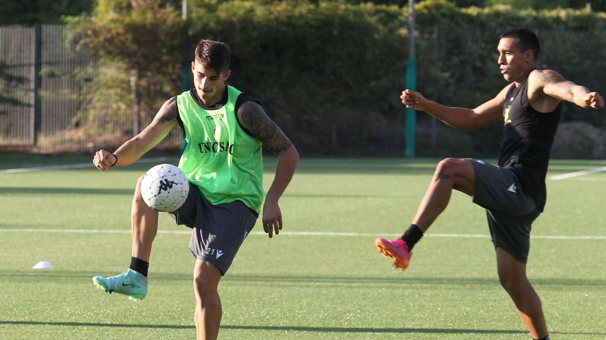 Ternana, Kutsoupias: “Il tempo di parlare con Leone ed ho accettato” – VIDEO