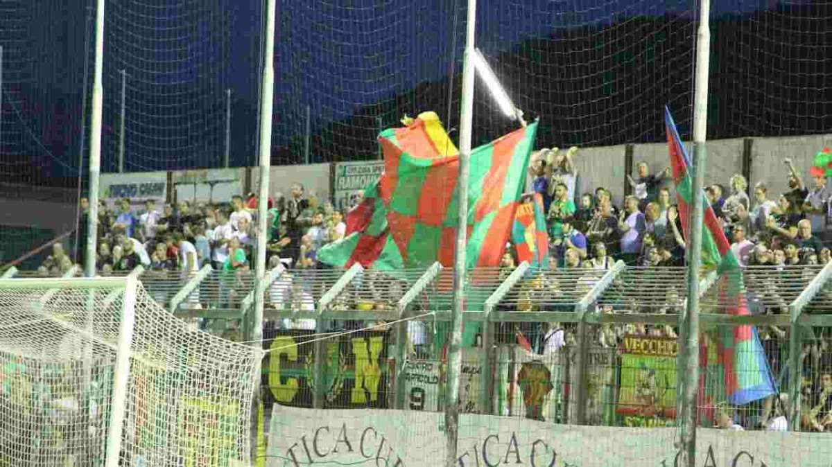 Tifosi della Ternana in trasferta